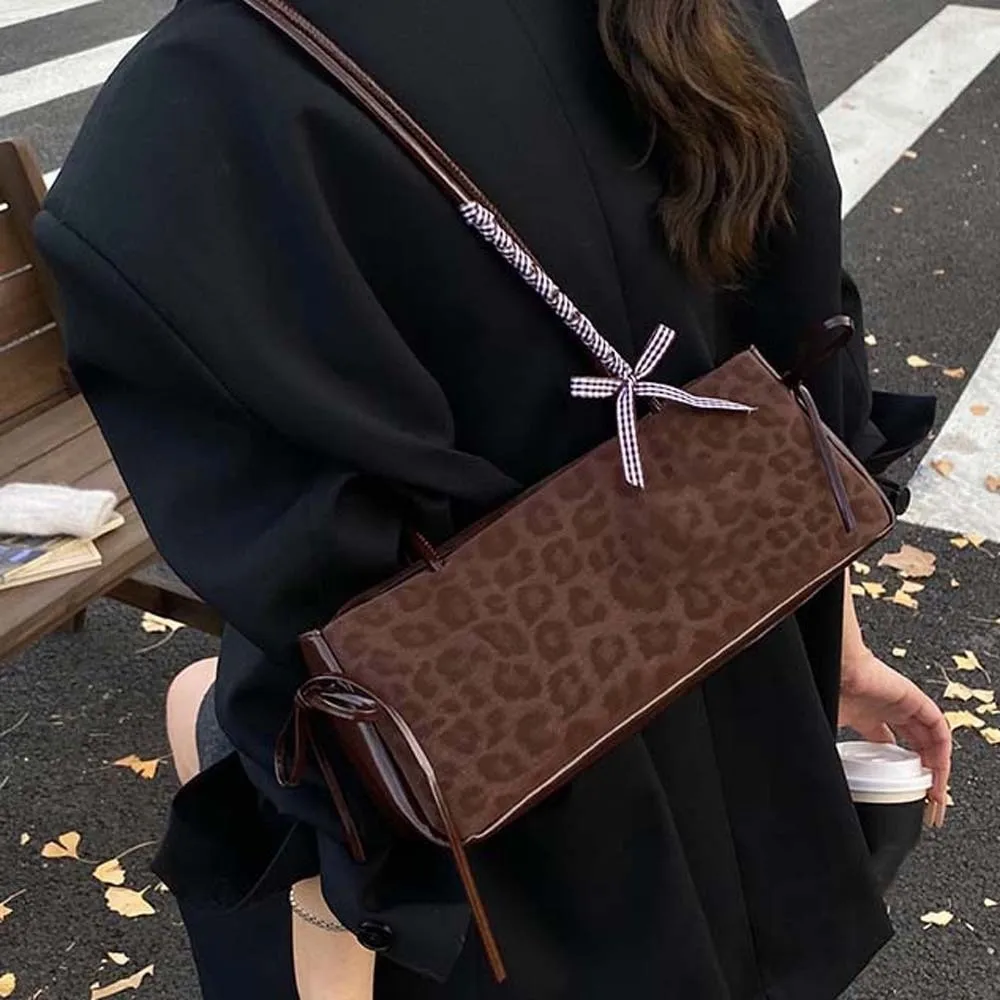 

Sweet French Stick Handbag Bow Ribbon Large Capacity Leopard Print Underarm Bags Korean Style Texture PU Shoulder Bag Work