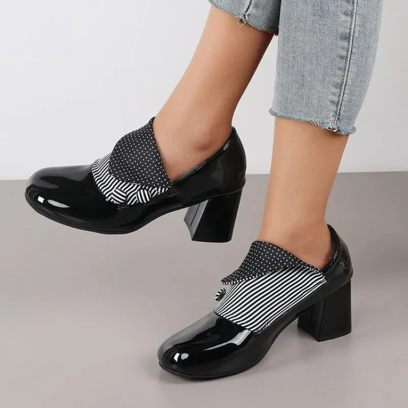Women's Block Heels Vintage Polka Dot Patchwork Pumps Elegant Office Work Shoes Retro Mid Heel Dress Shoes for Ladies