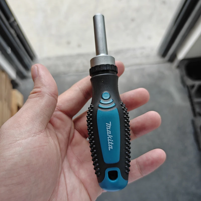 Makita D-58833 Bi-Directional Ratchet Screwdriver Handle 1/4