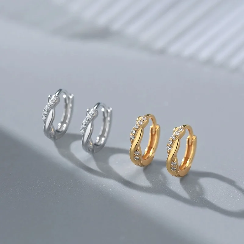 

Серьги-кольца из стерлингового серебра 925, темперамент, простой циркон для женщин, свадебные украшения, аксессуары