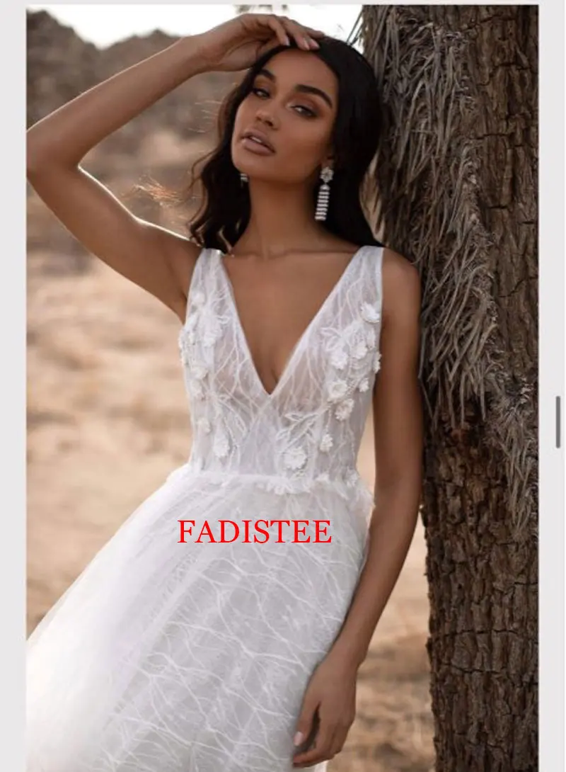 

Boho Lace V-neck Sleeveless Light Wedding Dresses With Sweep Train Vestidos De Mujer Wedding Party Dress