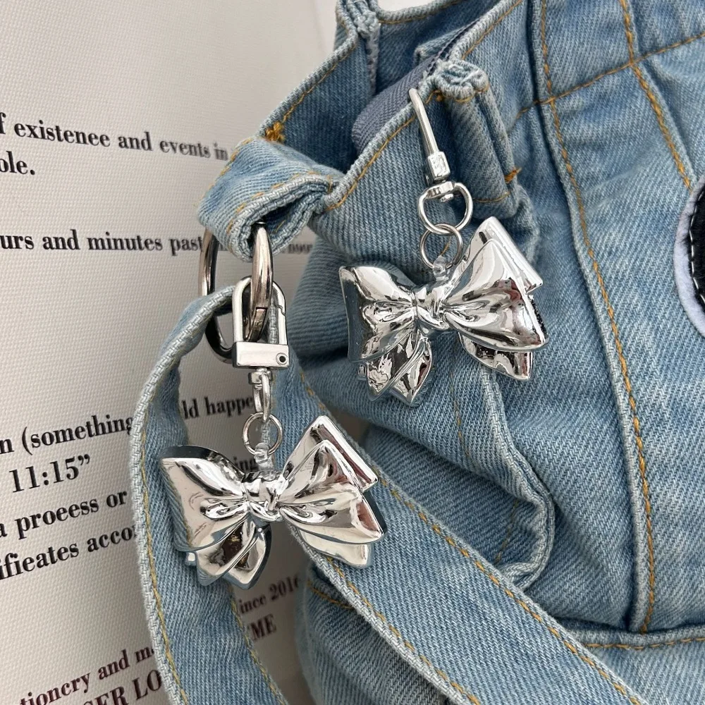 Metal Style Silver Color Bow Keychain Vintage Metal Bowknot Keyring Fashion Bag Pendant Backpack Hanging Y2K Accessories Jewelry