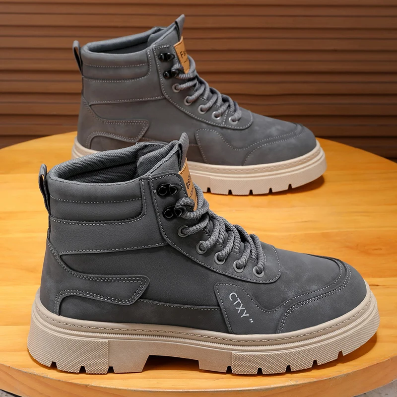 Men's British Style High Top Casual Boots for Autumn Thick Soled  Non-slip Comfortable Outdoor Shoes Suitable for Young People