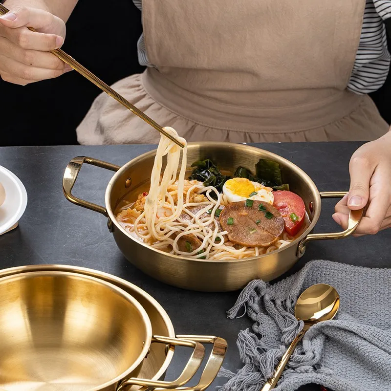 Korean Style Instant Noodle Pot Stainless Steel Ramen Pot With Lid Gold Color Small Hot Pot Two Ears Soup Cookware Kitchen
