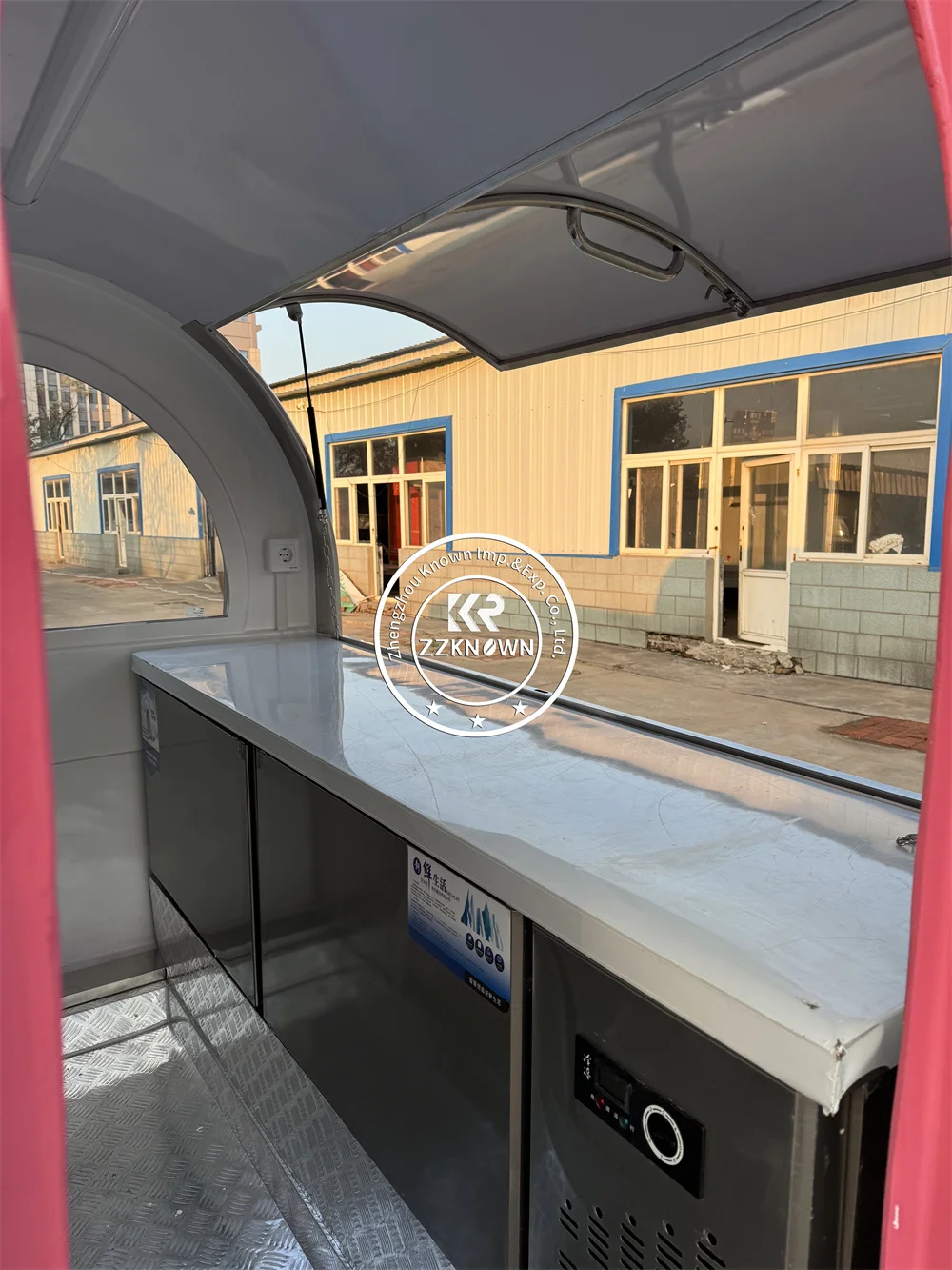 شاحنة طعام الشارع، عربة هوت دوج، مطعم خارجي، عربة آيس كريم متنقلة، كشك القهوة، مقطورة شاحنة طعام