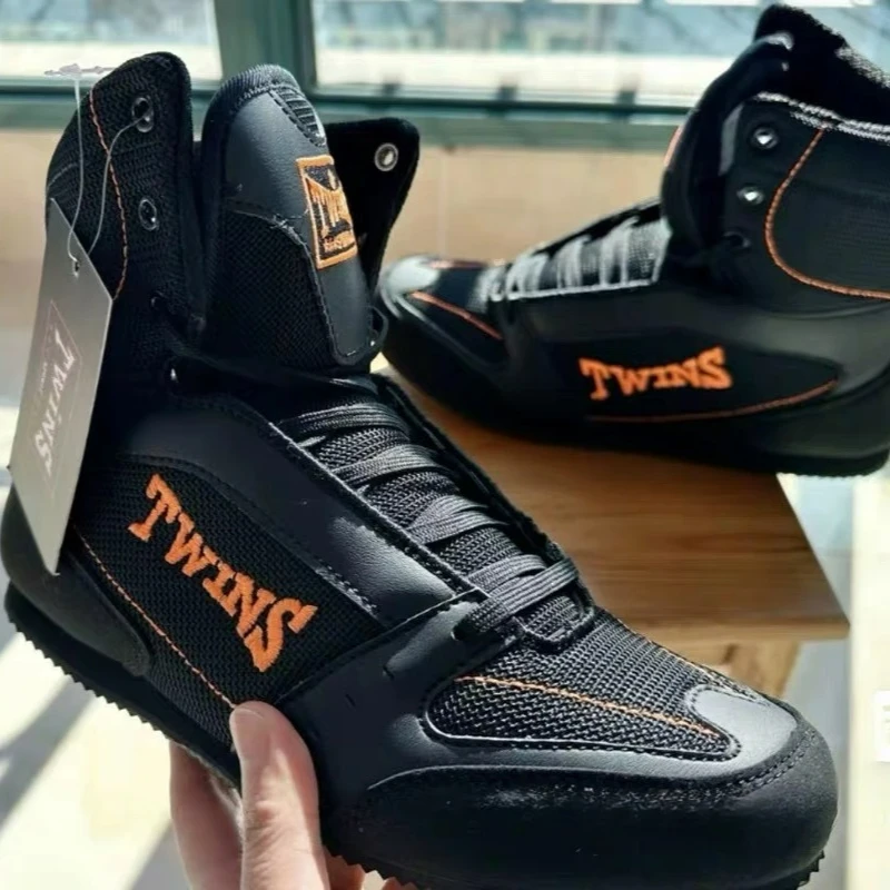 

Professional Wrestling Boots for Men Women Black White Boxing Shoes Unisex Designer Fighting Shoe Wearable Gym Training Shoes