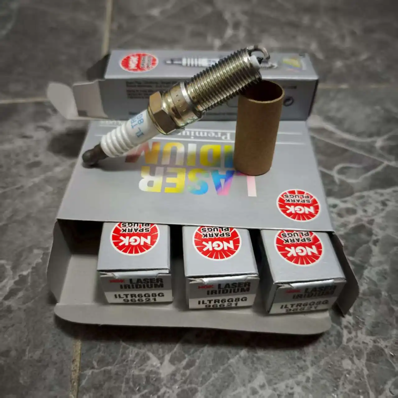 

4/6 шт. свечи зажигания ILTR6G8G NGK 96621 для LAND ROVER DISCOVERY SPORT RANGE ROVER EVOQUE JAGUAR XE XF XJ CADILLAC FORD MAZDA 3 2,3