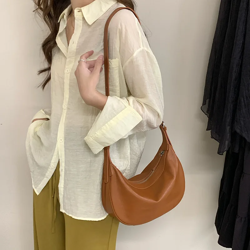 

Genuine Leather bags for women designer luxury high quality Crossbody Dumpling Bag New Niche Retro Underarm Crescent Moon Bag