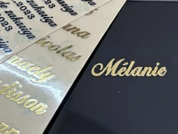 Pegatina de transferencia de metal autoadhesiva con nombre de texto personalizado 3D, con cualquier texto en oro y plata, fácil de rasgar 50PCS 50x10mm