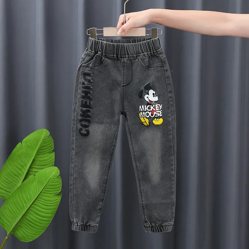 2024 primavera nuovi bambini Cartoon Mickey Mouse Jeans neonati maschi dritti Denim Jogger pantaloni autunno bambini moda pantaloni Casual