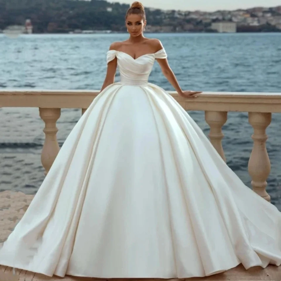 Elegancka satynowa suknia ślubna z odkrytymi ramionami dla kobiet 2024 Sweetheart Court Train Bride Gown vestidos de novia