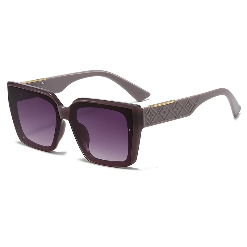 

New women's sunglasses with square frames, European and American style, sunglasses