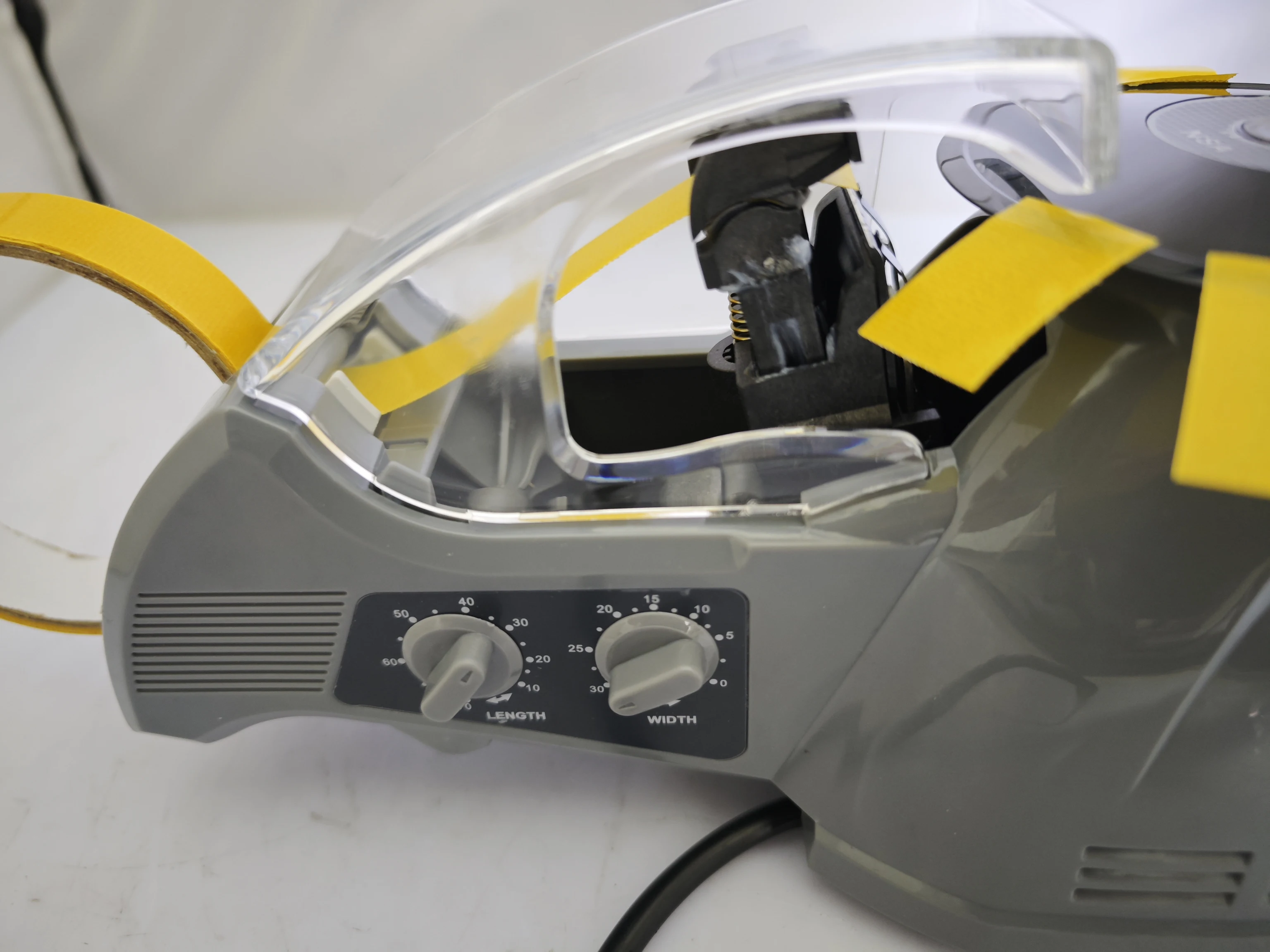 Imagem -03 - Máquina Automática de Fita de Disco Fita Elétrica Fita de Alta Temperatura Máquina de Corte de Fita Dupla Face com Sensor Zcut10