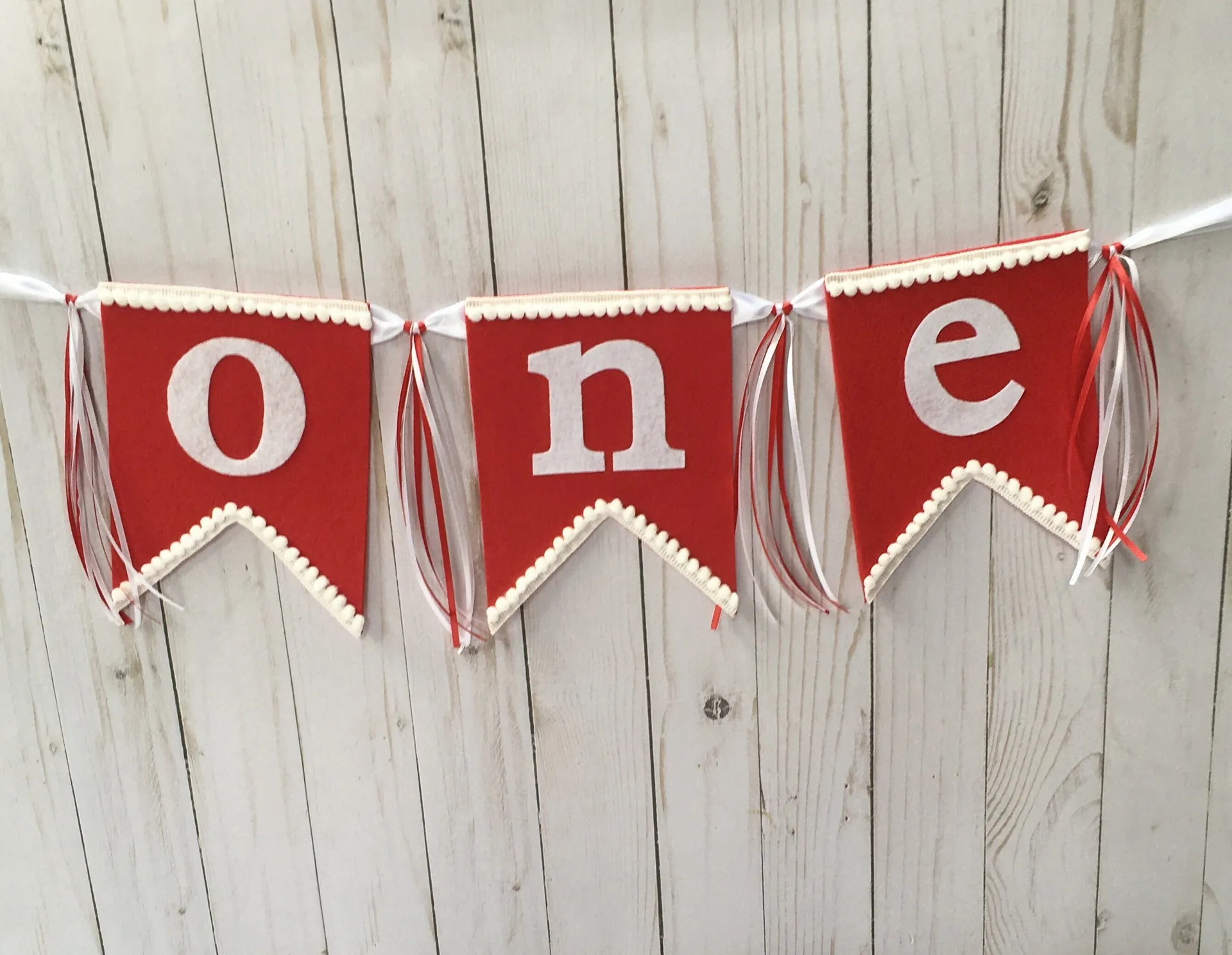 1PC 1st Baby Birthday Non Woven Red ONE Highchair Banner First Kids Party Hat Headwear Photography Props