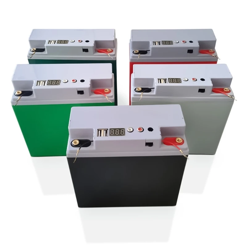 Hộp đựng pin lithium đa chức năng Cổng đầu ra USB Màn hình LCD 12V 17A 448F