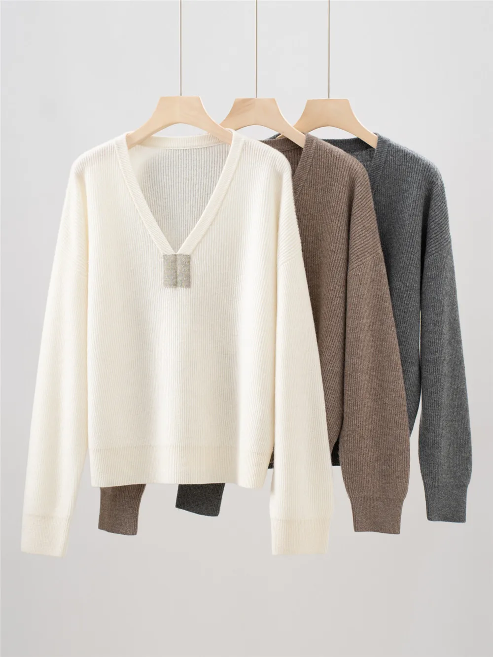

Women's Clothing 25 Autumn/Winter New Cashmere Diamond Set V-neck Knitted Long Sleeve Pullover