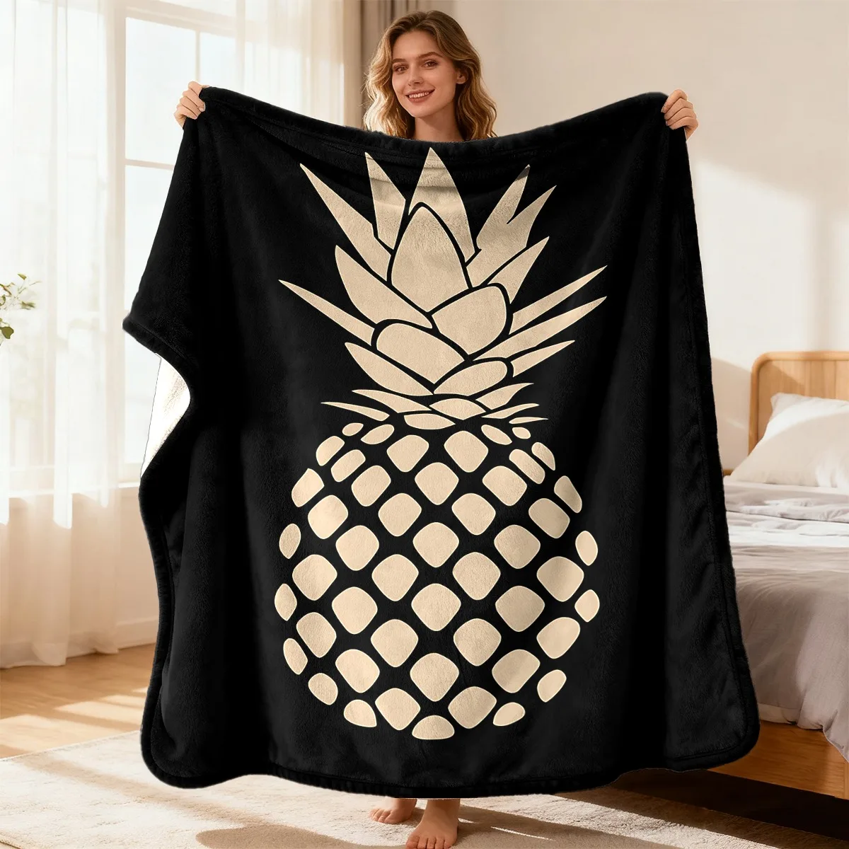 Stylish Pineapple Print Soft Flannel Throw Blanket Black with Beige Pineapple Pattern Cozy All-Season Flannel Blanket for Sofa C