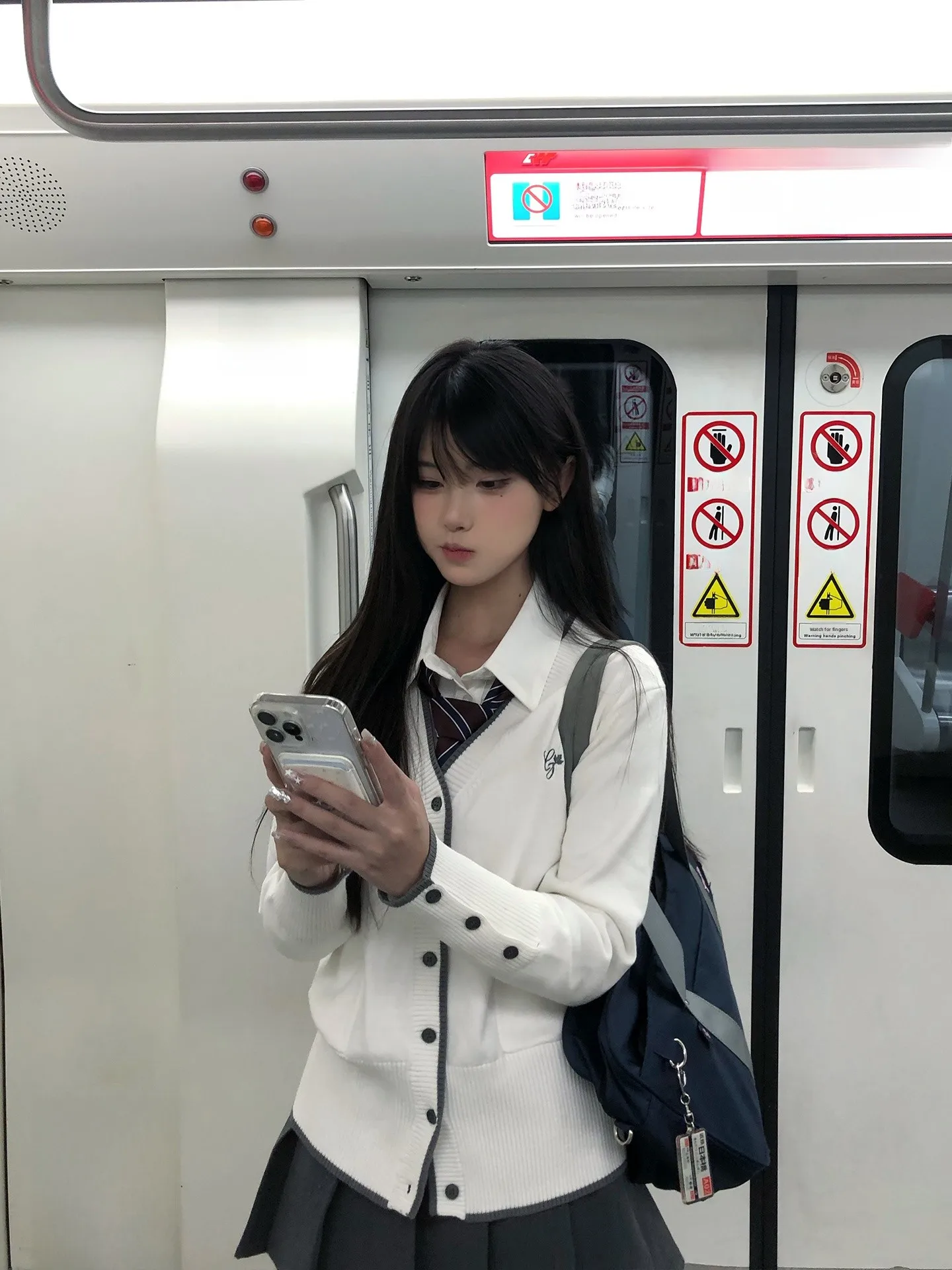 

Оригинальный вязаный открытый кардиган Martian Home JK2020, женский топ, белый свитер, новинка 2025 года, повседневный хлопковый длинный свеч V-Ne