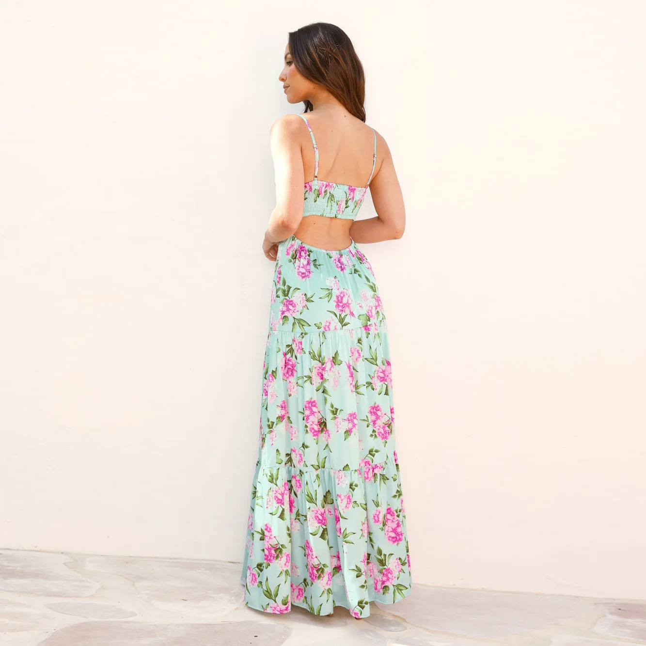 Рисунок 4 - 2025 летнее новое сексуальное платье