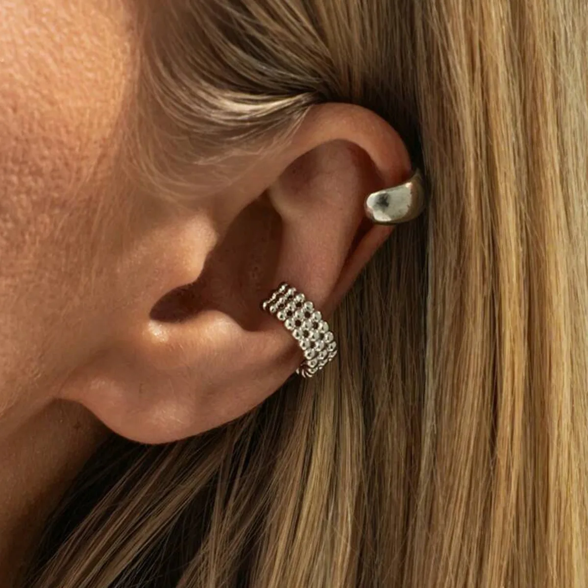 

KunJoe 2Pcs/Set Trendy Geometric C-shaped Ear Clips Non Piercing Earrings for Women Minimalist Irregular Ear Cuff Party Jewelry