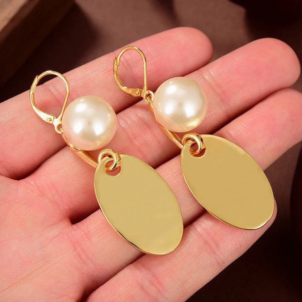 

Simple Gold Plated Pearl Dangle Earrings with Oval Tag Pendant Leverback Closure for Women Elegant Jewelry Accessory