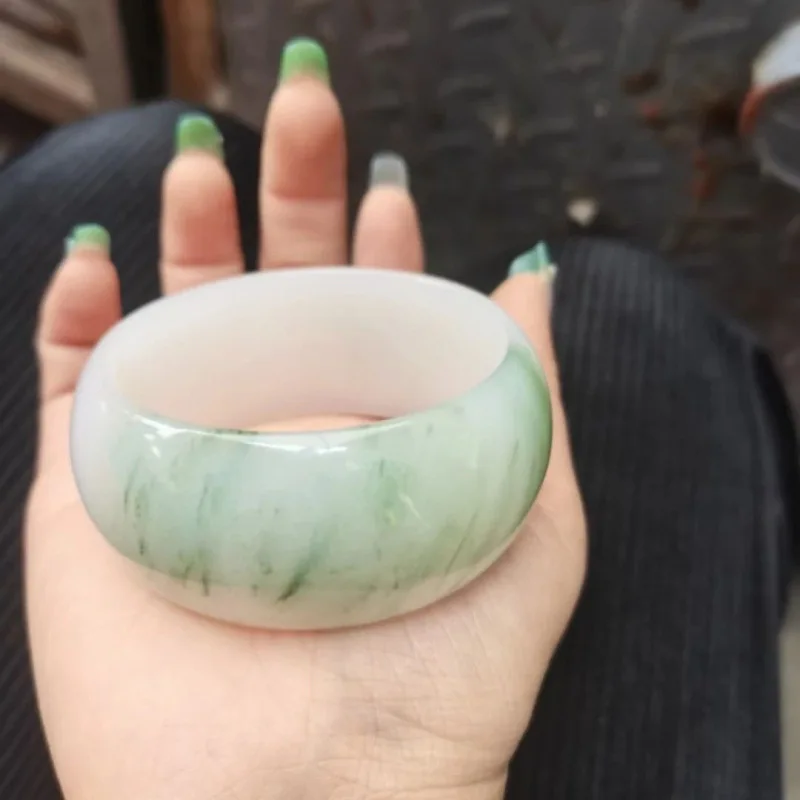 Xinjiang Tianshan Jade with Green Veins and Golden Thread, Ice Base, Goddess Bangle