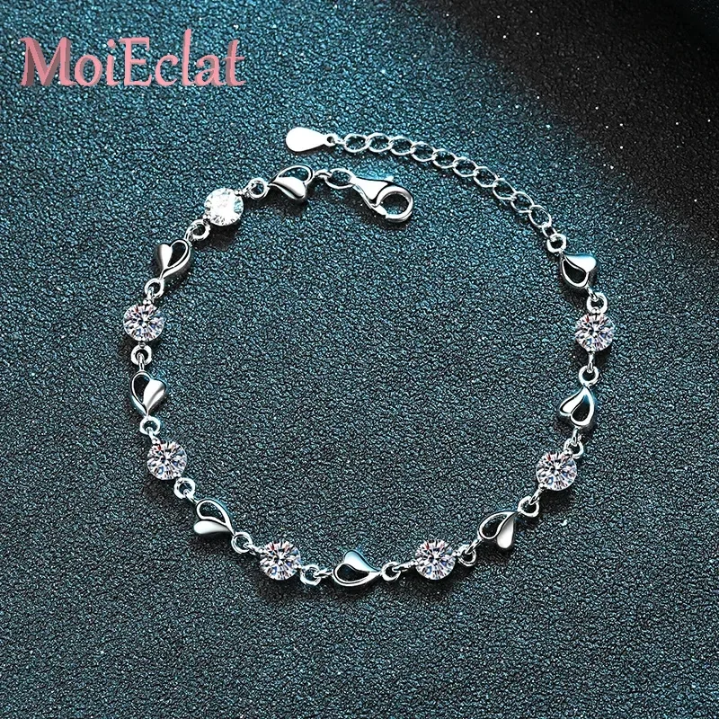 

Luxury Sparkling 3.5ct Moissanite Heart-shaped Bracelet Lover, Platinum PT950 Delicate Chic Design for Women Wedding Jewelry