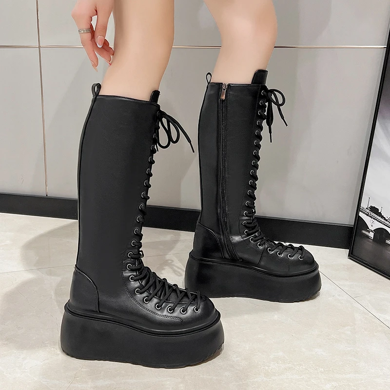 Botki damskie na koturnie 8 cm – Sewing Latex recenzja i cena