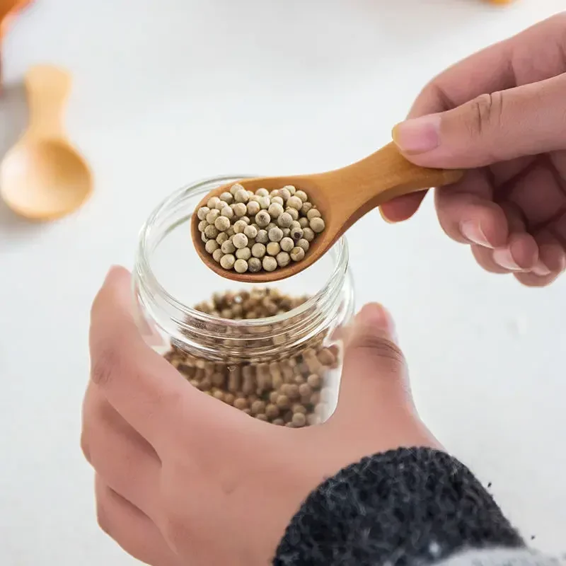 1/2/4Pcs Mini Natural Wooden Spoons Kitchen Spice Condiment Spoon Sugar Tea Coffee Scoop Short Handle Spoon Kitchen Gadgets