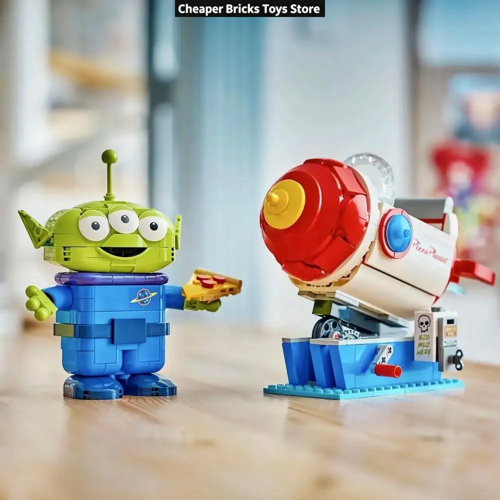 Cheaper Classic 3-Eyed Extraterrestrial Construction Kit, Decorative Display Figure, Xmas & Birthday Present for Film Buffs - view 6