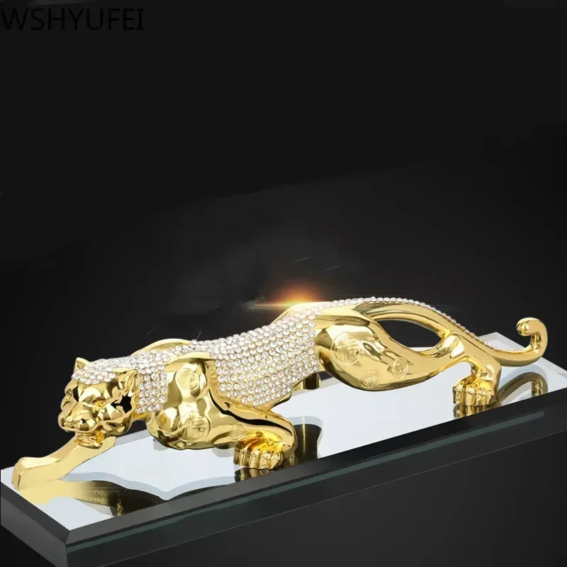 SIZE:18CM Small Traditional Tiger Model Decoration Wealth Success Metal Decoration Home Tabletop Ornaments Car Accessories