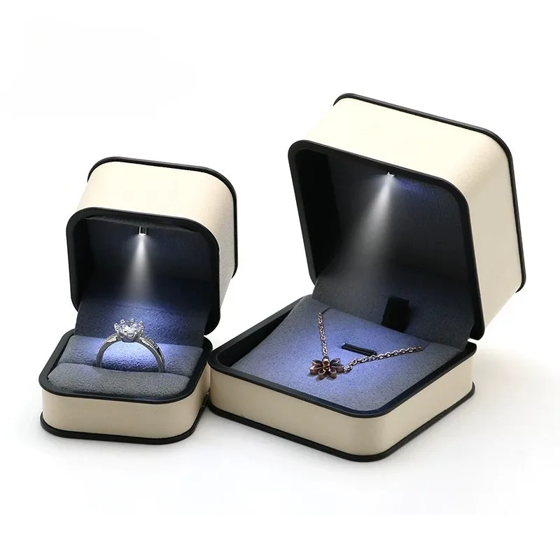 

LED Lights Jewelry Boxes Modern Minimalist Luxury Engagement Ring Box Miniature Portable Necklace Case Trinkets Gift Boxes