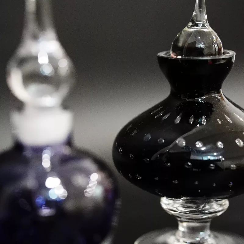 Mid-century Style Decorative Aroma Bottle Fragrance Diffuser Vase Mini Ornament for Bedroom Model Room Home Table Decor Gift