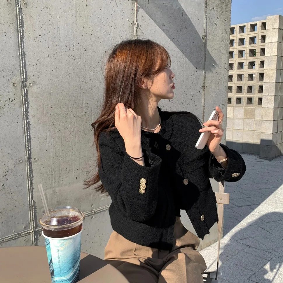 Korean Style Ins Tassel Short Coat Women's round Neck Golden Button Thick Tweed Gentle Personality Open Cardigan Top