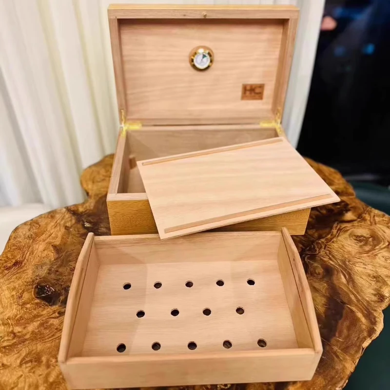 علب سيجار كوبية، حوالي 75 قطعة، مرطب سيجار عالي الجودة #4