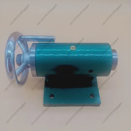 MT2 Holzbearbeitungs-Drehmaschine mit Gegenkopf, Maschine zur Herstellung von Autoheckskulpturen, rotierender Schaft, Nummernsteuerung für die Heckkappe des Autos – Detail 2