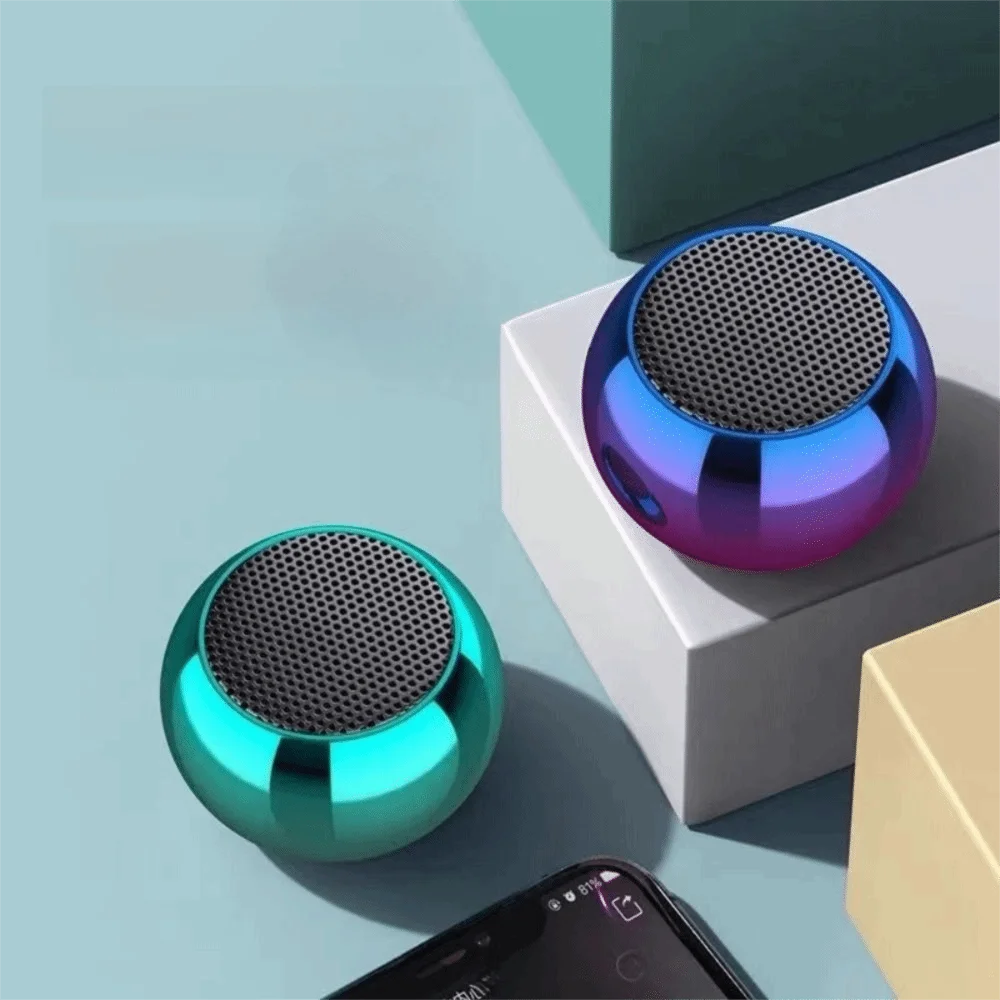 Mini Bluetooth Speaker Keychain Metal Shell Compact Size Portable Speaker Keychain TF Card Slot Stereo Sound