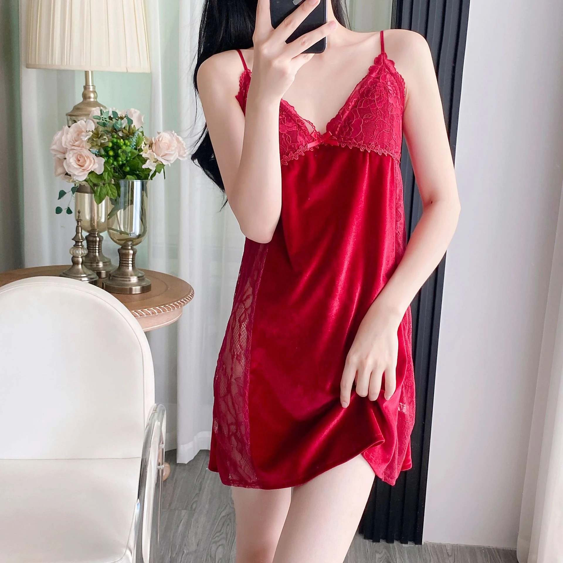 

Lace Velour Nightgown Dress Women Sleepdress Sexy Strap Nightdress Loungewear Female Chemise Sleepwear Dressing Gown Lingerie