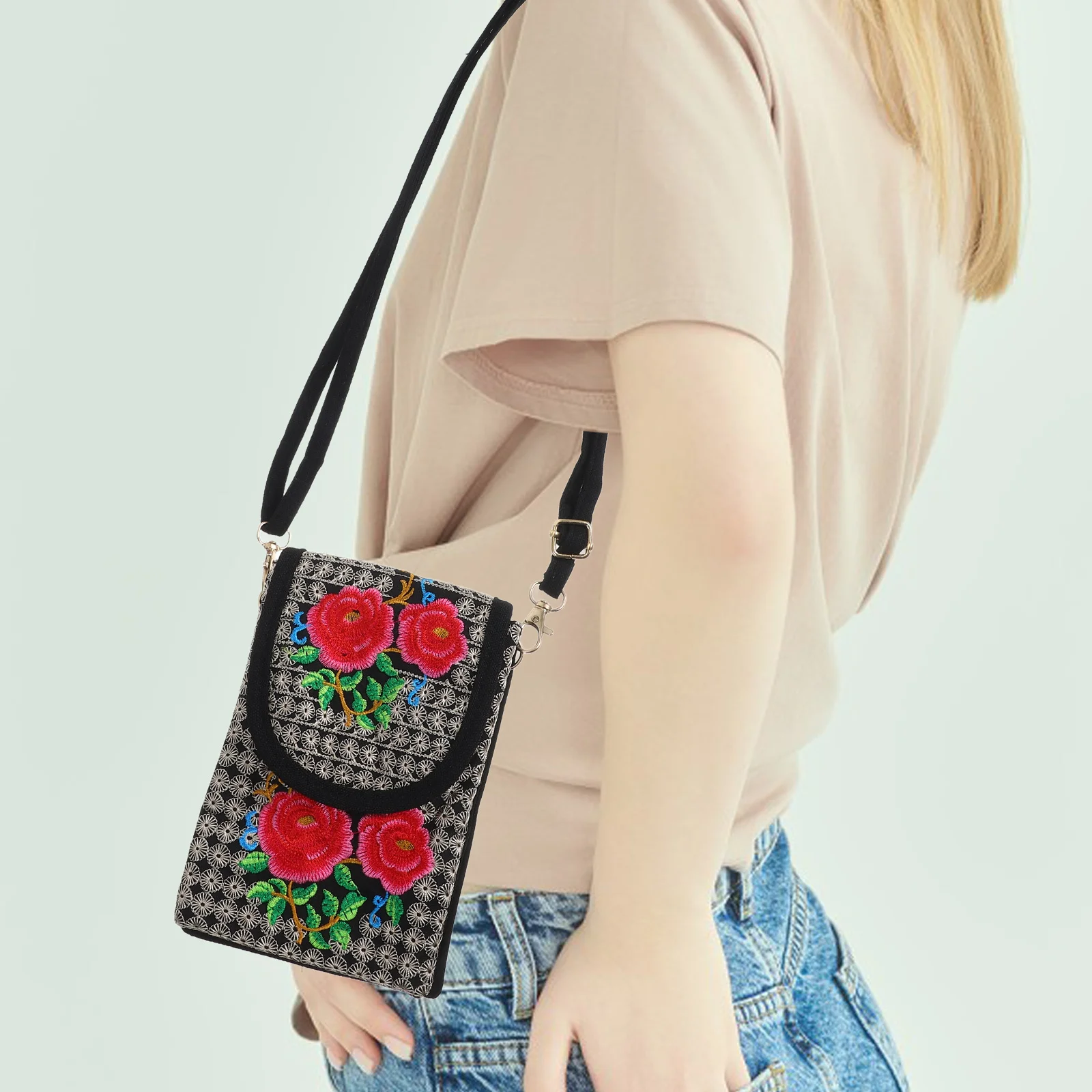 

Embroidered Canvas Crossbody Bag with Flower Design Lightweight Cultural Shoulder Bag for Women Fashion Ethnic Style Pouch