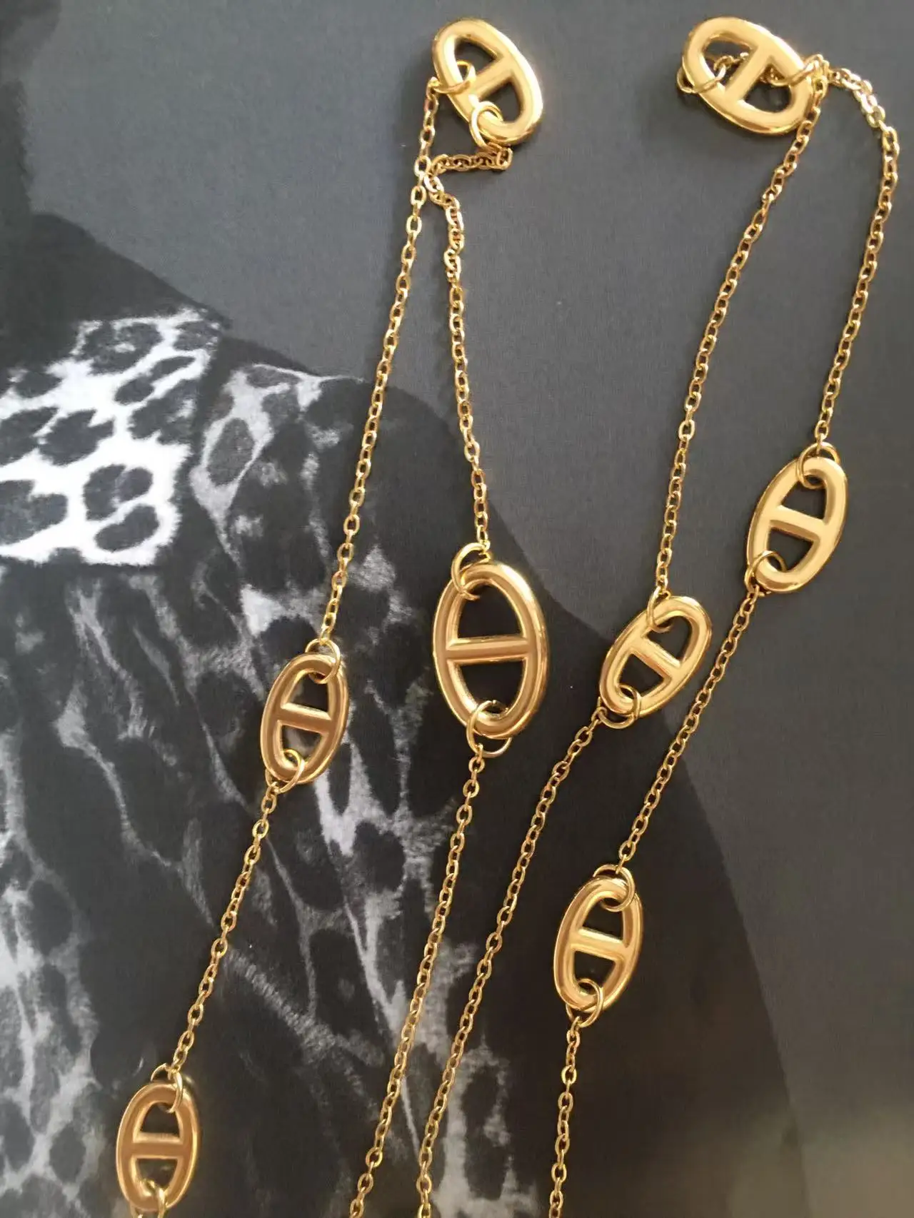 Luxurious 80cm non-fading necklace OT buckle long-sleeved decorative dress shirt T-shirt coat sweater chain high-end feeling new