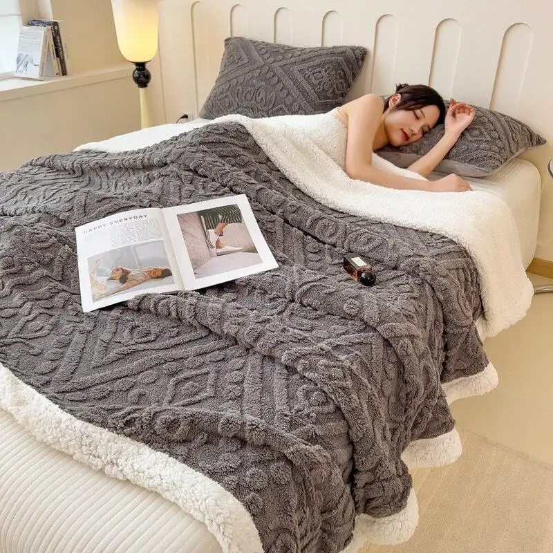 Thick European Style Embroidered Tafetta Double Layer Lamb Velvet Warm Blanket Winter Office Sofa Cover Blanket Throw Blanket