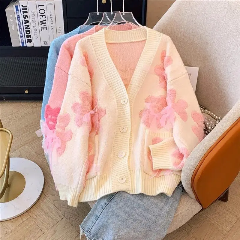 2024 Autunno Inverno Orso Cardigan lavorato a maglia per le donne Vestibilità ampia Accogliente stile pigro Design unico Maglione Capispalla Carino e trendy Top