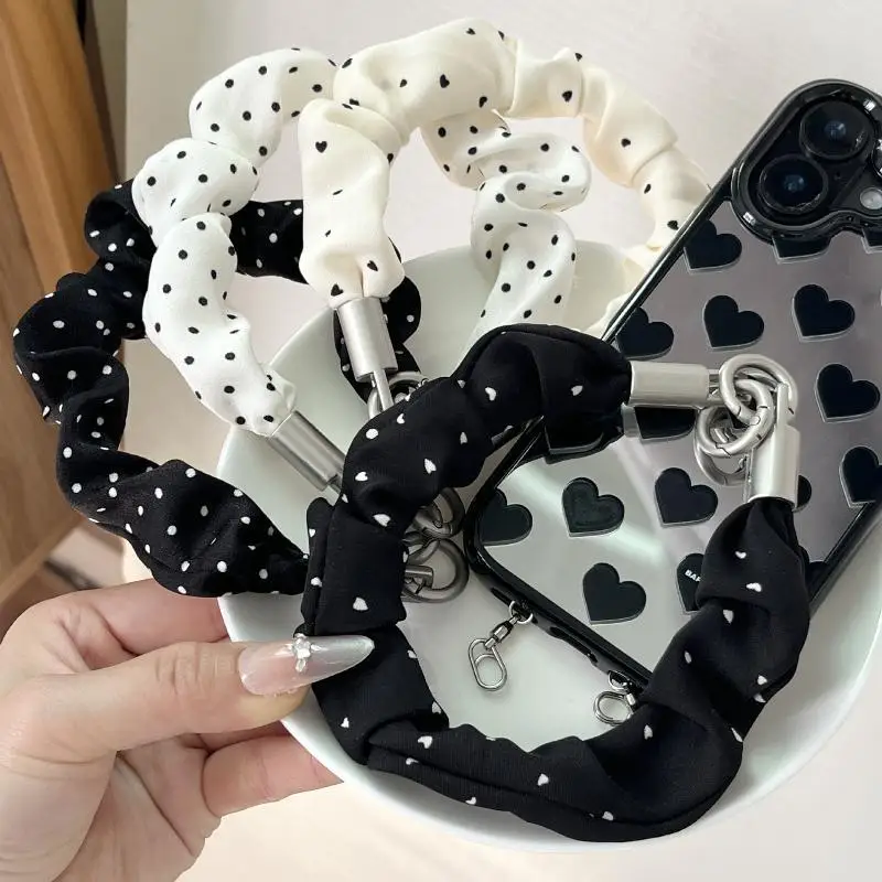 Gepunktetes Schwarz-Weißes Herz-Handy-Lanyard Handgelenkschlaufe Handykette Anti-Verlust-Armband Handyhüllen-Lanyard Handy-Handgelenkschlaufe – Detail 4