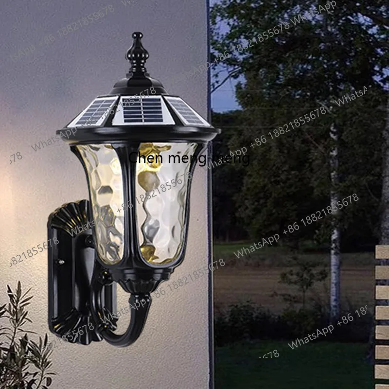 Outdoor wall lamp waterproof outdoor creative garden lamp European retro villa balcony solar door lamp