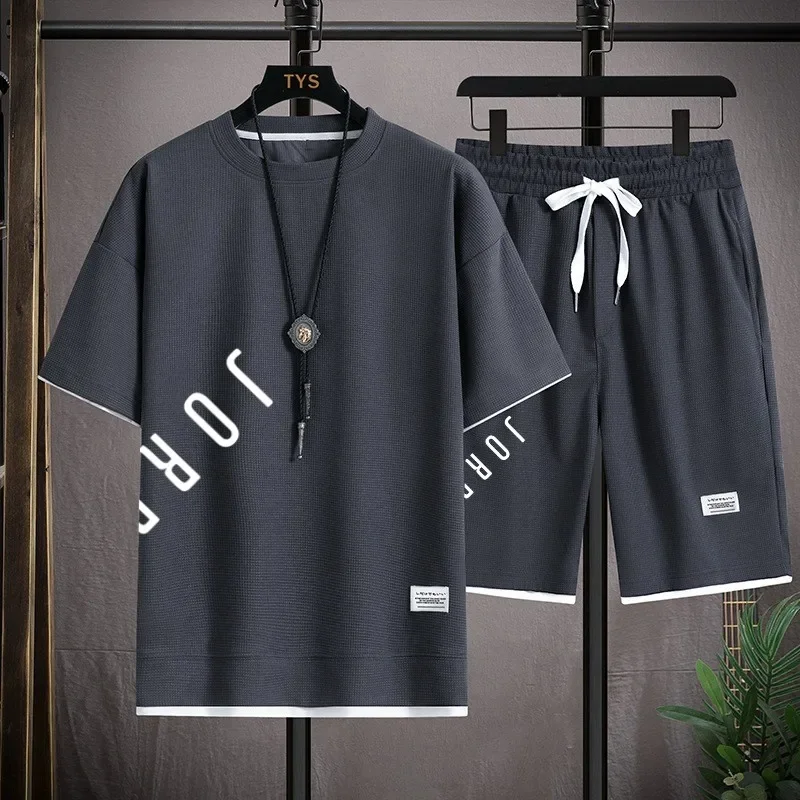 ชุดสูทเดินชายหาดของผู้ชายแห้งเร็วแบบลำลองกางเกงขาสั้นแขนสั้นแบบเกาหลีฤดูร้อน
