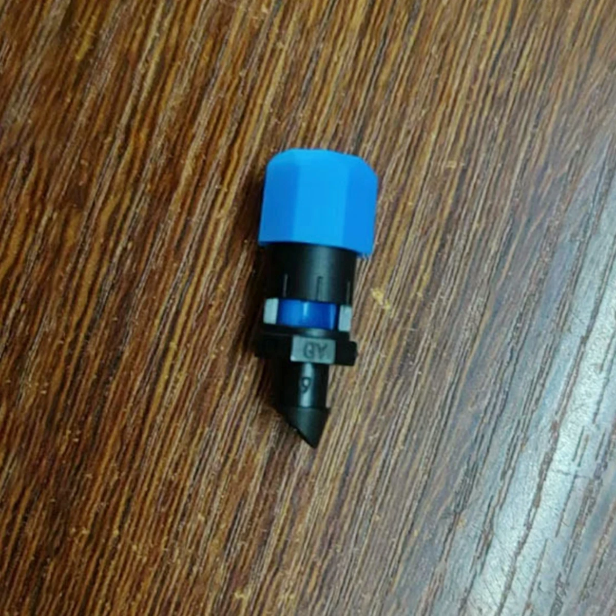 50/100Pcs Blue Adjustable Flow Rate Dripper Agricultural Garden Potted Plants Irrigation 4~14 L/H Pressure Compensating Dripper