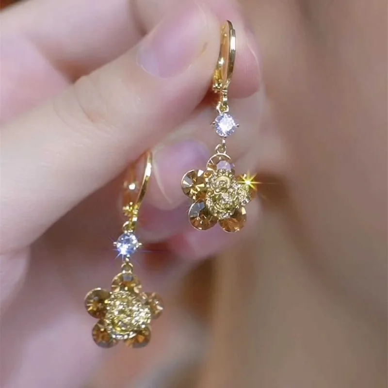 

French fashion temperament, sweet flower tassel earrings, gentle and elegant design, light luxury, unique ear accessories