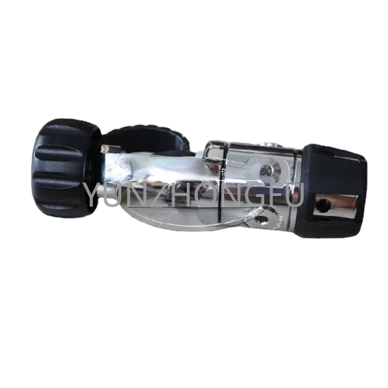 Diving equipment first level regulator, pressure reducing valve, diving breathing regulator