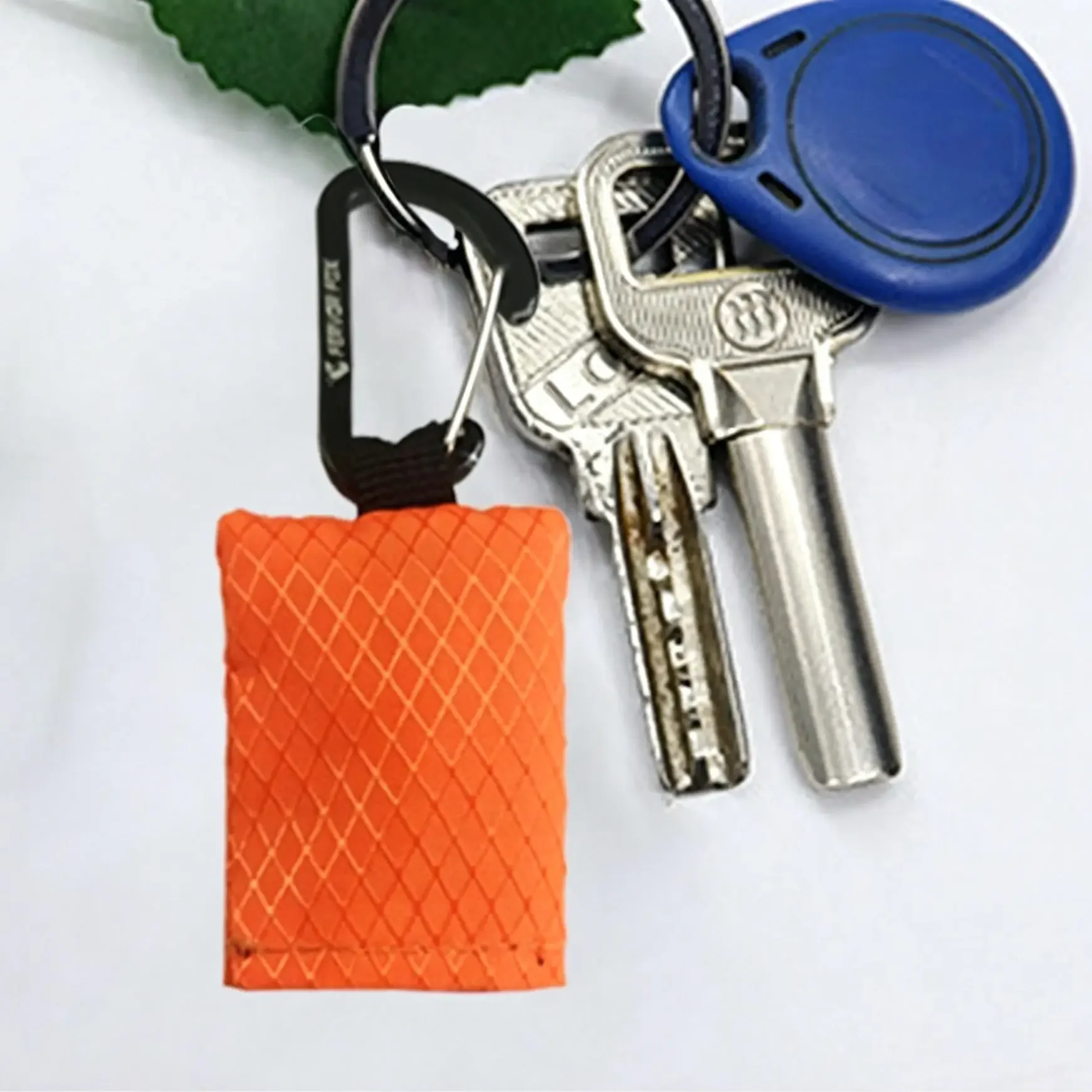 Multi-Purpose Microfiber Quick Dry Towel with Storage Bag, Eyeglass Lens Cleaning Cloth, Portable for Camping Travel Outdoor Use