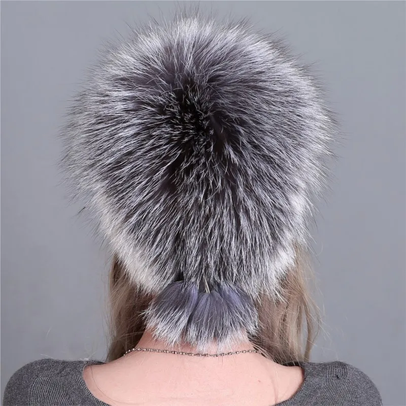 

New women's hats large flowered fur warm and thick pom-pom